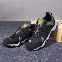 کفش مردانه adidad مدل Sosalo (مشکی سبز)