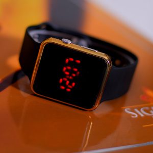 ساعت مچی LED طرح APPLE WATCH