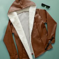 هودی چرم لبه خز مردانه مدل Noyan (قهوه ای)