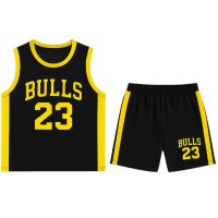 تاپ شلوارک مردانه مدل Bulls (مشکی زرد) کد 6341