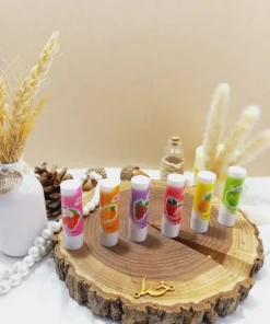 Alternative view of بالم لب ویتامینه  پوکه ای رایحه میوه ای برند MOISTURE