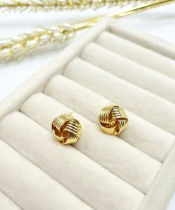 گوشواره طرح گره پیج طلایی