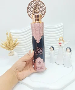 اسپری خوشبو کننده هوا مشکی گلبهی کد 8213