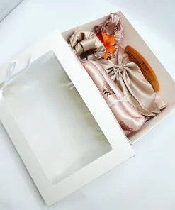 Alternative view of 🌸✨️ست ساتن ال اکیس درجه ۱ خارجی مراقبت پوست و مو لوکس کیفیت دوخت بی نظیر 9 تیکه ( طرح خرسی)🐾🐻