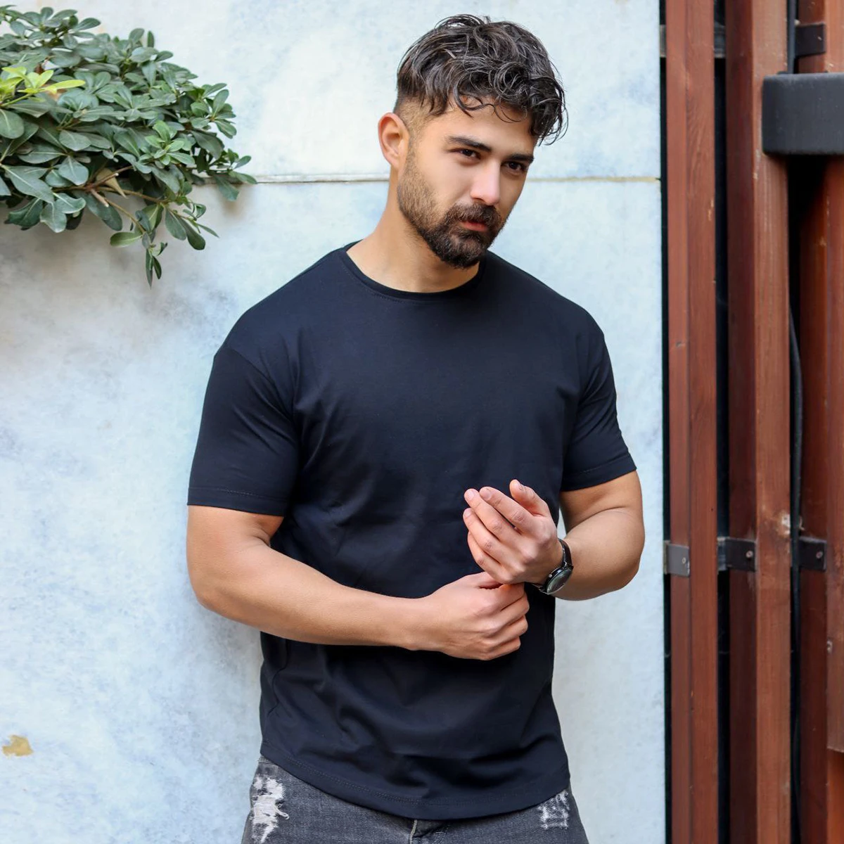 تیشرت ساده مشکی مردانه مدل Vala - L