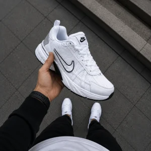 کفش ورزشی نایک وی تو کی ران NIKE V2K RUN-سفید