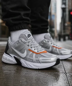 کفش ورزشی نایک وی تو کی ران NIKE V2K RUN-طوسی