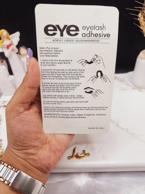 چسب مژه ضد آب بی رنگ EYE کد ۲۶۷۱چسب مژه ضد آب بی رنگ EYE کد ۲۶۷۱
