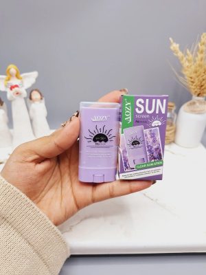ضد آفتاب بی رنگ استیکی SPF 50 مناسب در برابر آفتاب با رایحه اسطوخودوس کد AB010