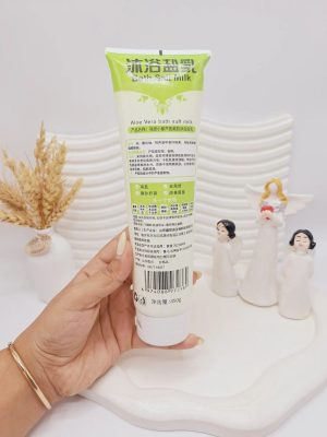 نمک بدن شیر رایحه آلوئه ورا حجم 450 گرم کد 2389