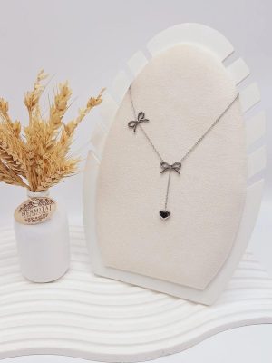 گردنبند طرح پاپیون و آویز دار قلب نقره ای