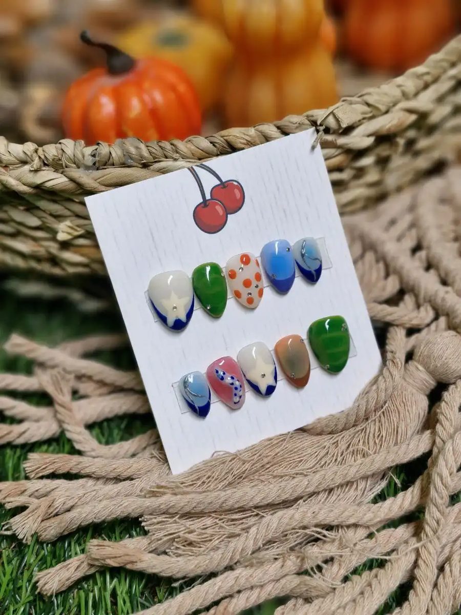 ناخن مصنوعی دست ساز با مواد کاشت مدل نقاشی پینترستی (به همراه پک اختصاصی)