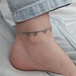 پابند آویزدار طرح قلب رنگ نقره ای استیل