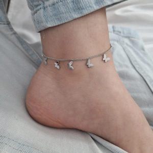 پابند آویزدار طرح پروانه رنگ نقره ای استیل