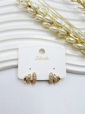 گوشواره سه شاخه رنگ طلایی نگینی