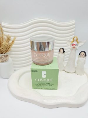 ژل کرم آبرسان ۱۰۰ ساعته کلینیک مدل Moisture Surge های کپی امارات کد