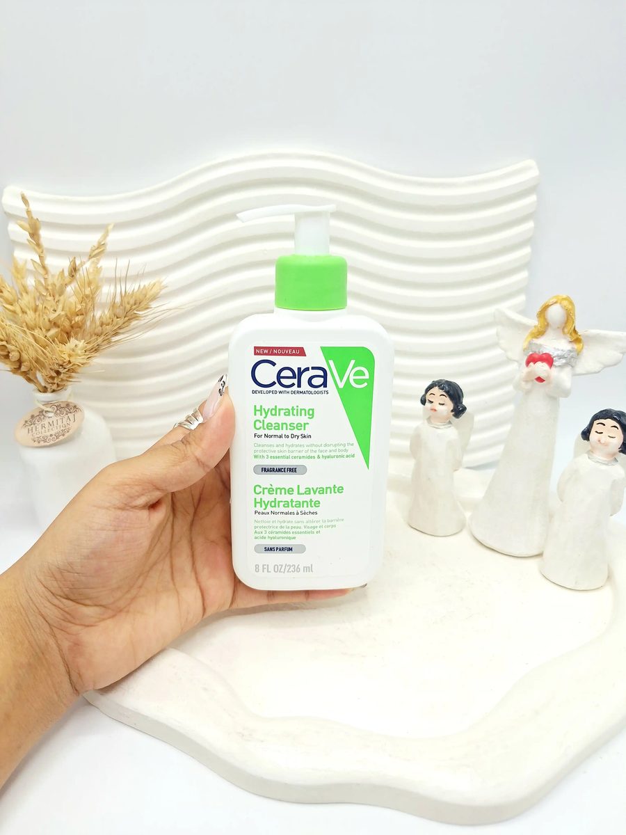پاک کننده صورت و مرطوب کننده پوست نرمال تا چرب برند CeraVe کد 7180