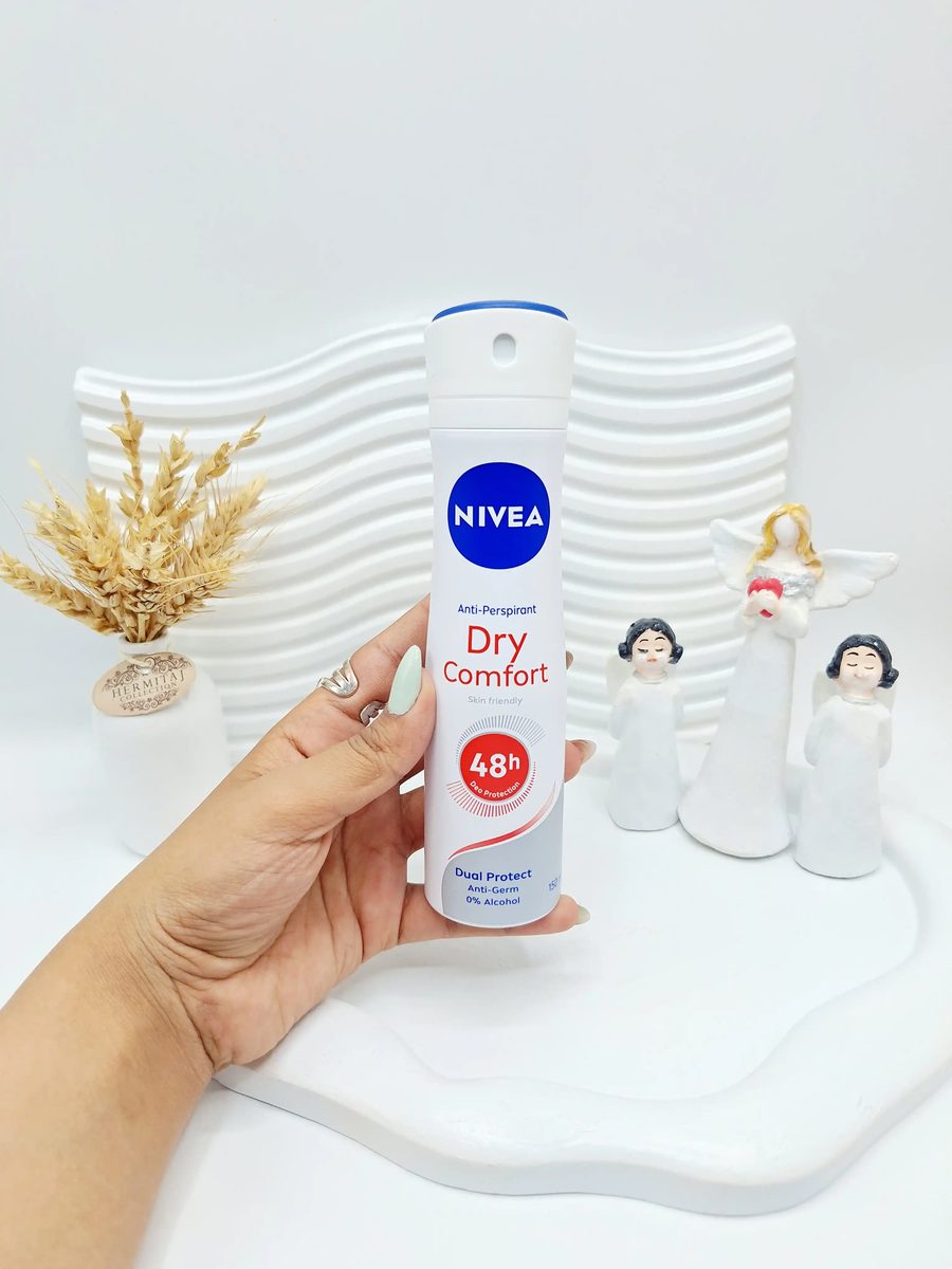 اسپری ضد تعریق زنانه مدل Dry Comfort 48h حجم 150 با ماندگاری ۴۸ ساعته کد 6033