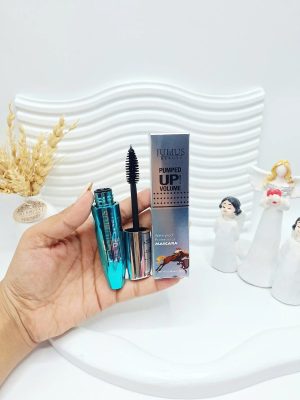 ریمل حجم دهنده و پر پشت کننده برند جولیوس کد 5557