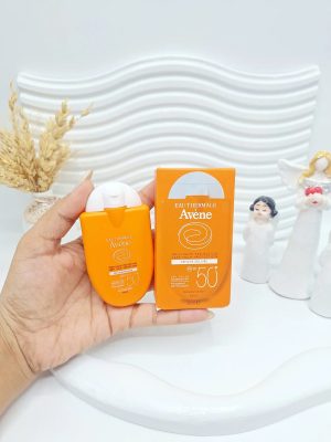 ضد آفتاب بی رنگ SPF 50 برند Avène کد 2712