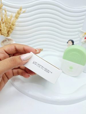 ضد آفتاب بی رنگ مناسب پوست حساس SPF 50 استلین کارتن سبز کد 0295