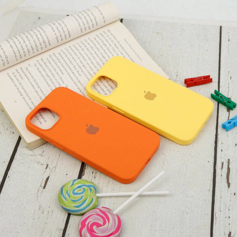 قاب سیلیکونی اصلی آیفون iPhone 13
