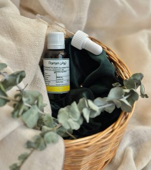 روغن جوجوبا برای درمان خشکی لب
