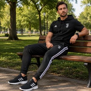 پکیج ست تیشرت کلاهدار و شلوار مردانه مدل Juventus کفش ورزشی مردانه مدل Alshen