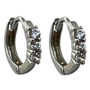 گوشواره زنانه ژوپینگ مدل نگین جواهری کد E6307